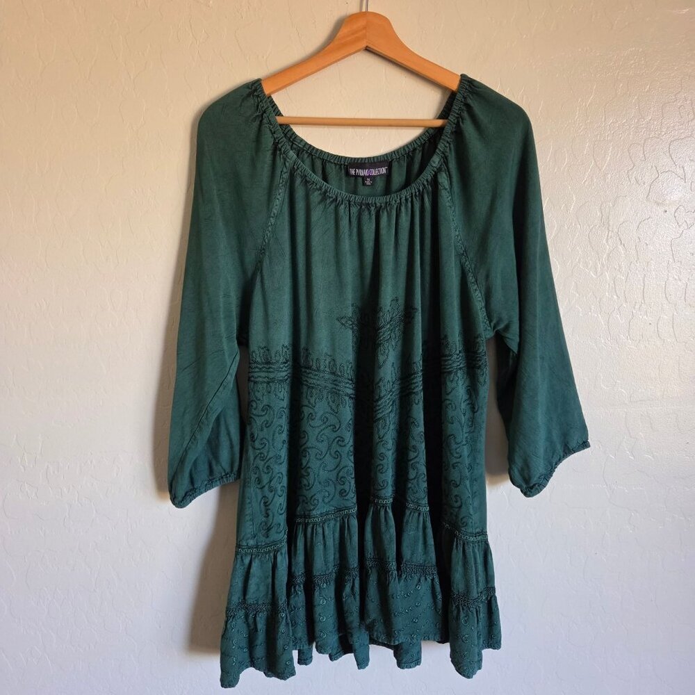 The Pyramid Collection Embroidered Tiered Flowy Tunic Top Green 1X Fairy Grunge